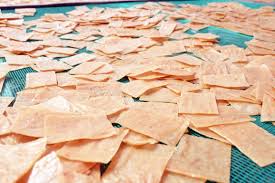 Bánh phồng tôm - Đặc sản Bạc Liêu